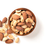 Cashews vs. Almonds: A Guide to Nutritional Benefits and Differences