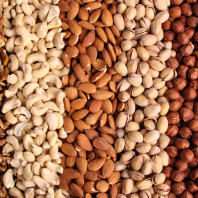 Nuts Mixed with almonds and cashews